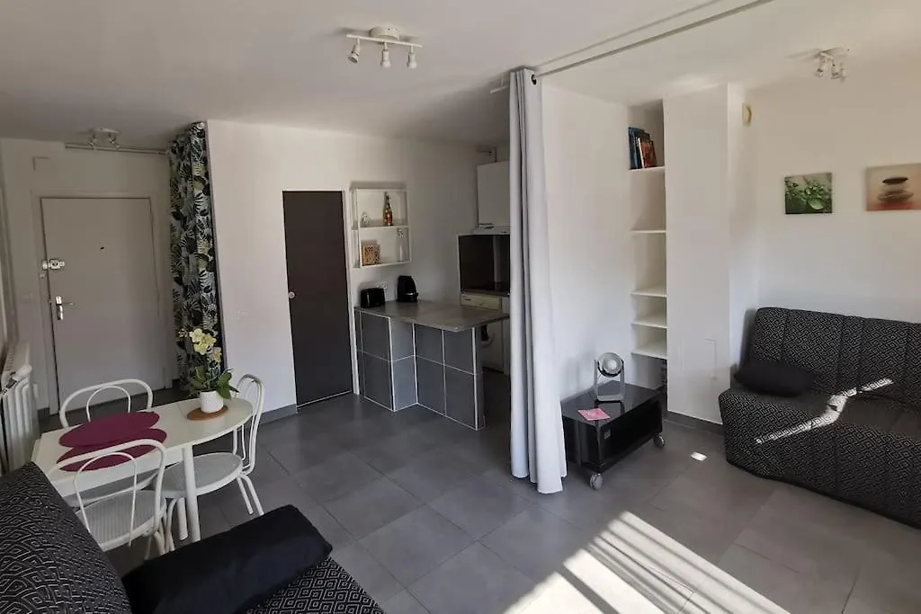 Apartment Grand Studio Calme Bien Situe Cagnes-sur-Mer